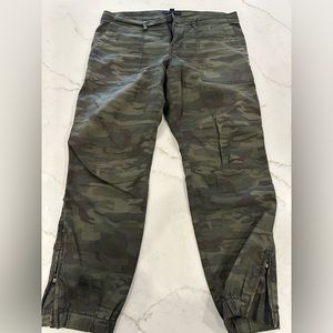 Sanctuary Camo-Print Jogger’s